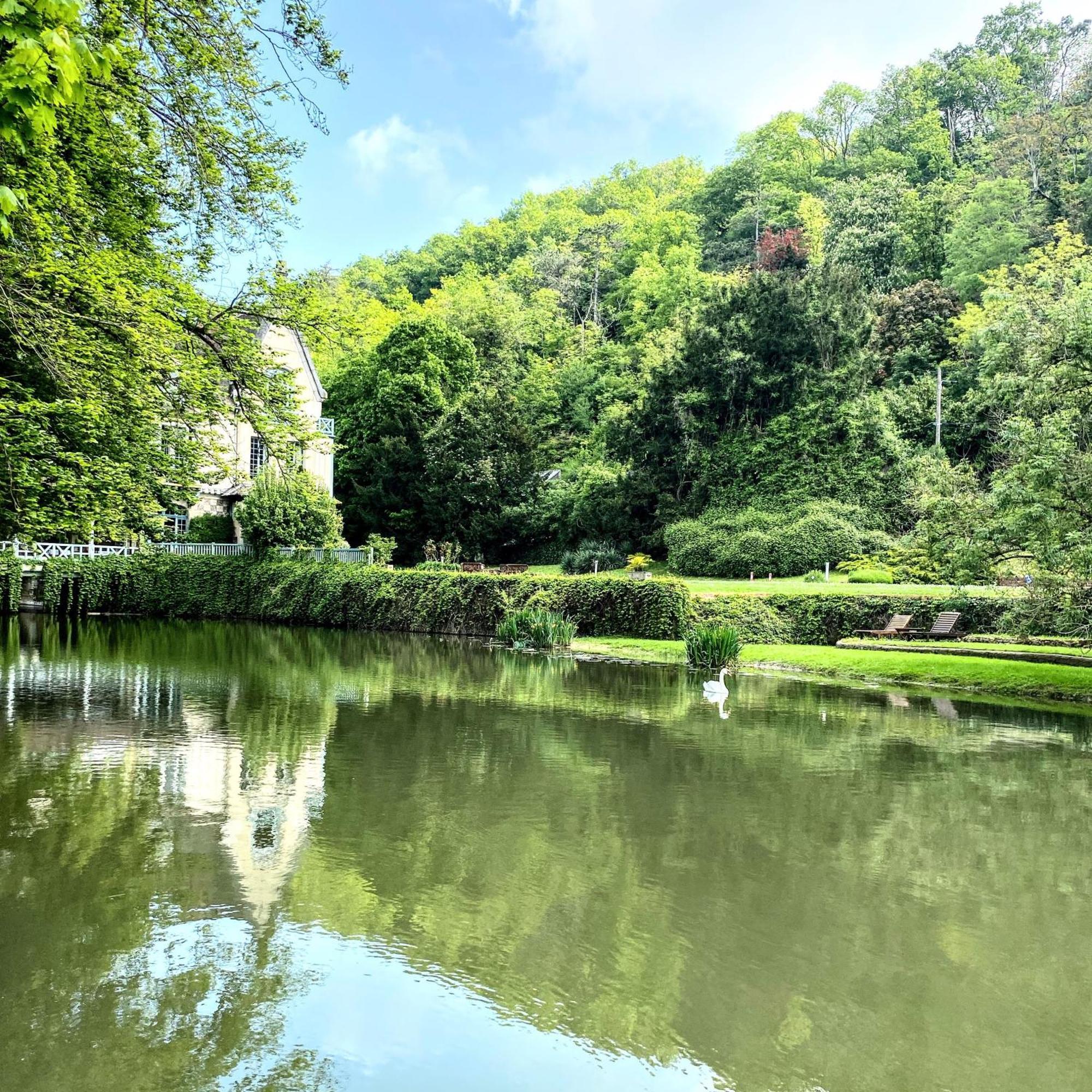 Le Moulin De Connelles Hotel Buitenkant foto